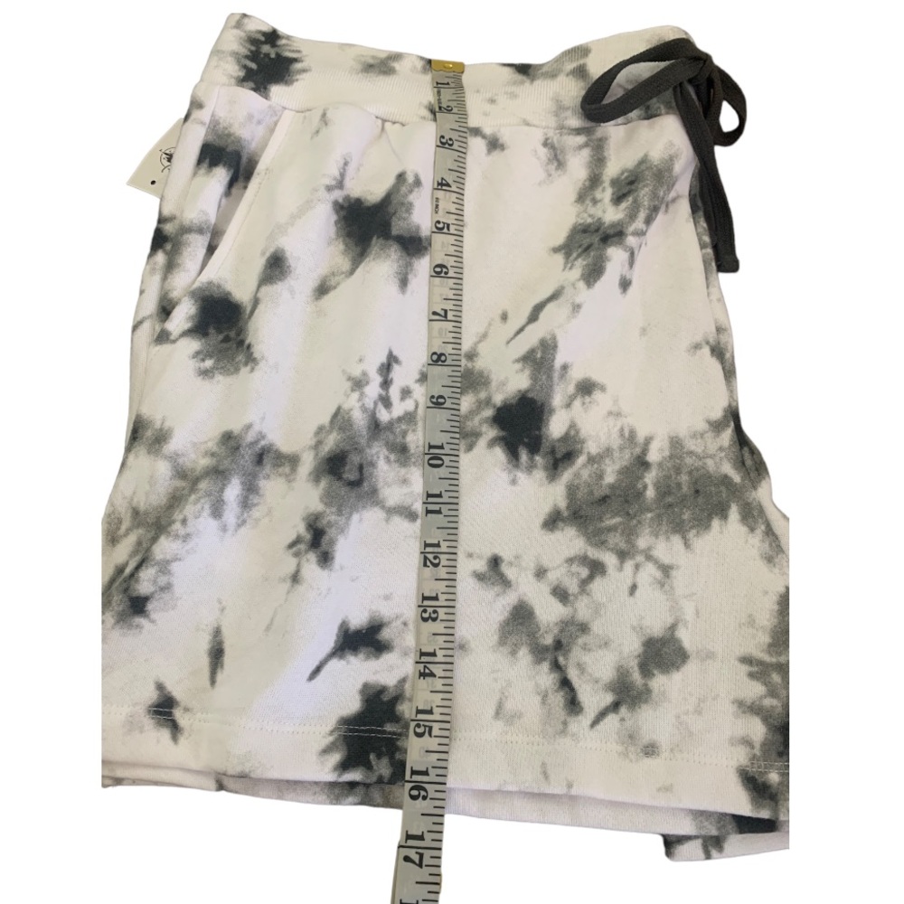 Disney Woman Short Pant - Picture 4 of 5